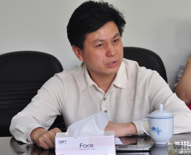 澧县一完小汪太平校长澧州幼儿园曾艳园长一完小教师代表陈波老师九澧