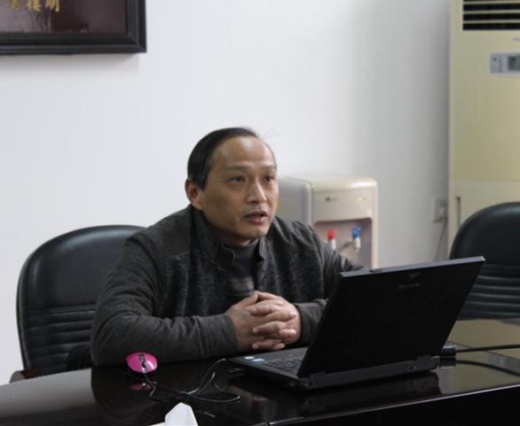 中南大学李清平教授在作报告中南大学路旦俊教授在作报告(教务科  文