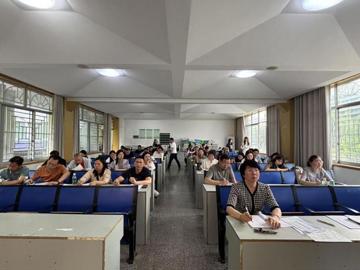 澧县一中成功举办第九届“后乐亭杯”深度课堂教学研讨活动