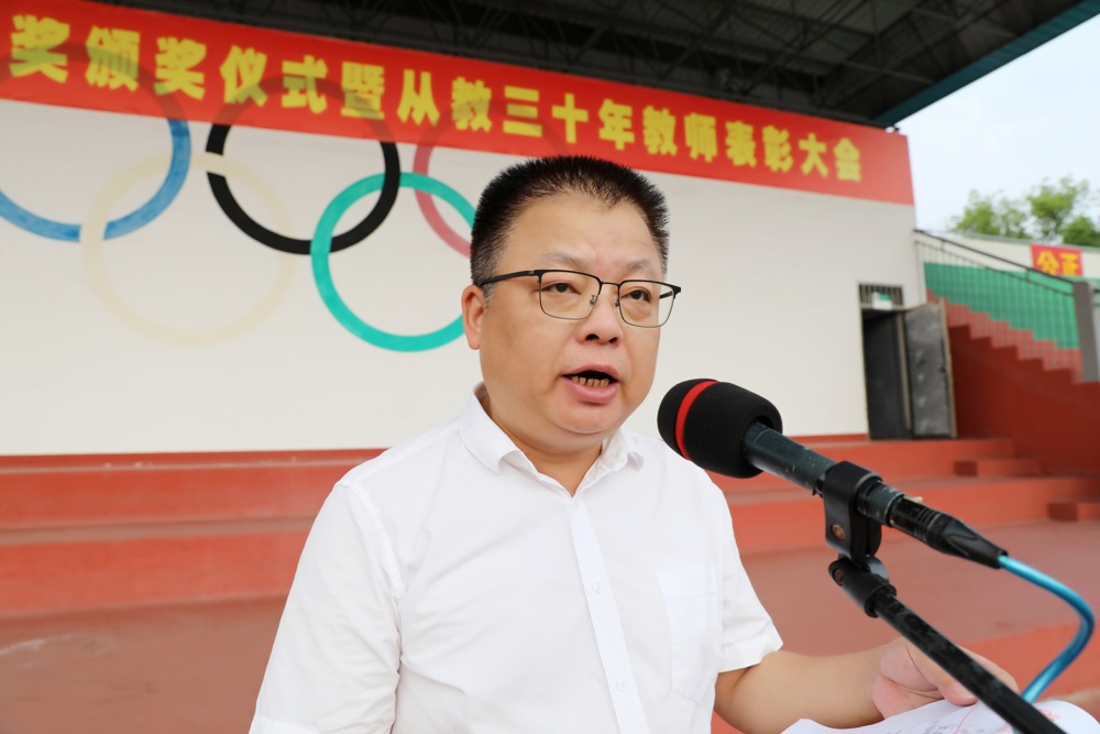 d3261cfa2782decd2cfce816ca5d80b